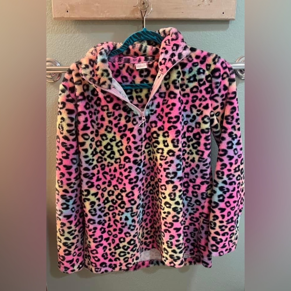 Lisa Frank inspired pullover never worn